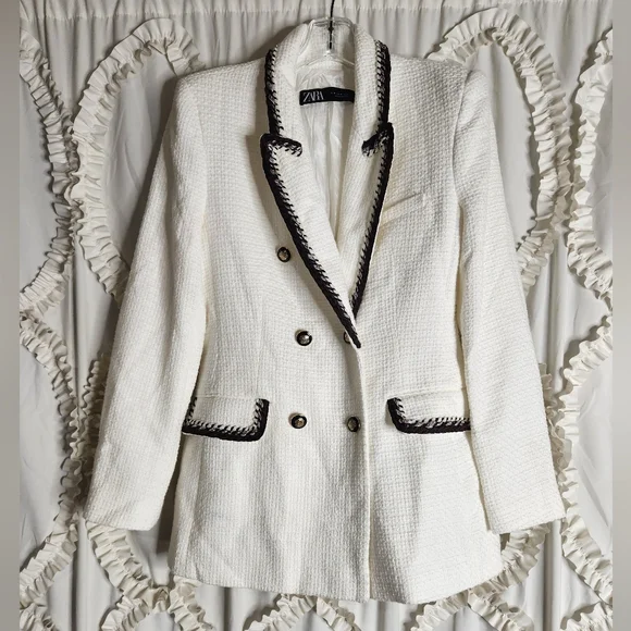 Zara Textured White Brown Button Blazer size Medium - Picture 2 of 9